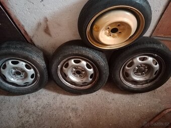 Toyota Corolla e11 díly - 6