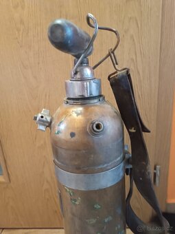 Starožitný mosazný postřikovač - 6