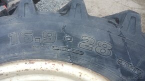 Kola Zetor 16, 9 -28 pneu Mitas - 6