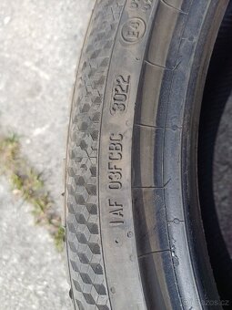 Continental WinterContact 215/45 R18 V XL - 6