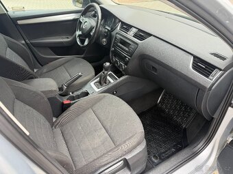 Škodu Octavii 1.6 TDI pravidelný servis - 6