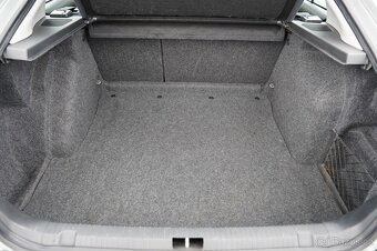 Škoda Octavia 1.6 MPi, klima - 6