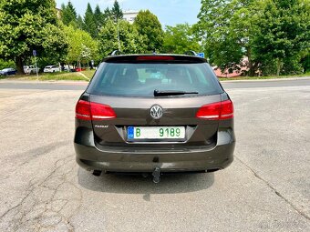 VW Passat B7 Combi - 6