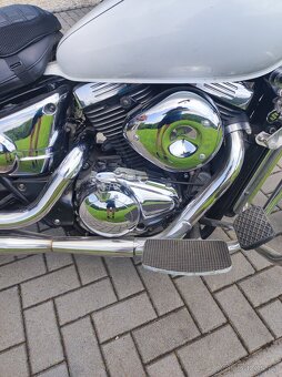 Suzuki Marauder vz800 - 6
