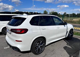 BMW X5 40i 360kw, ČR max výbava 7/2019 94tkm DPH - 6