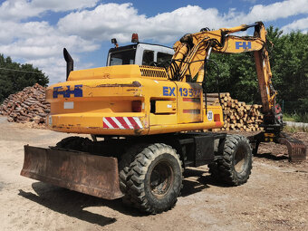 Prodám kolový nakladač HITACHI EX 135W - 6
