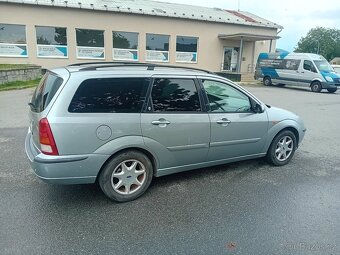 Ford Focus - 6