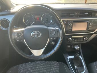 Toyota Auris - 6
