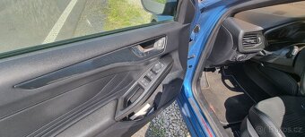 Ford Focus ST - 6