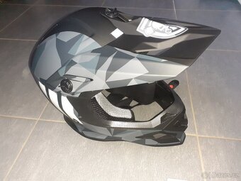 Helma Grenzgaenger - 6