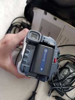 Videokamera Sony DCR-TRV265E PAL - 6