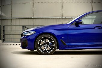 BMW 540i xDrive G30 INDIVIDUAL - ČR, DPH, 1. maj., B&W - 6
