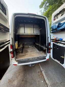 Mercedes Sprinter 211 cdi W906 L2H2 - 6