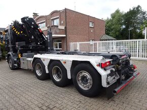 Scania R490 8x4 - nosič kontejnerů s hydraulickou rukou - 6
