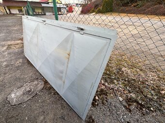 Vrata dvoukřídlá, ocelová. - 6