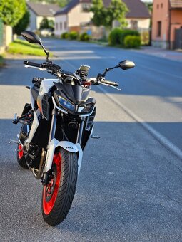Yamaha MT 09 2020 - 6