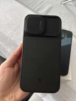 iPhone 15 Pro Max 512 GB Černý Titan - 6