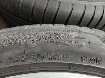 Prodám sadu ALU kol Alutec 235/50R19 letní - 6