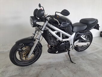 Suzuki SV650 - 6