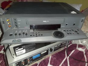Prodám videorekorder PHILIPS - 6
