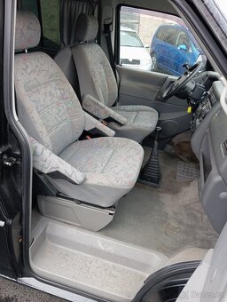 WV T4 Multivan 2,5 Tdi 75 kW - 6
