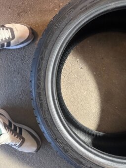 225/40R18 - 6