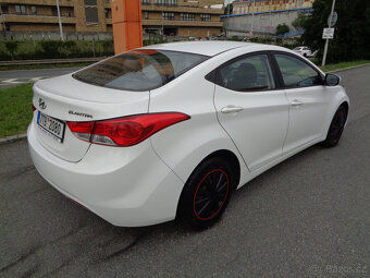 HYUNDAI ELANTRA 1.6i KOUPENO ČR,1.MAJITEL - 6