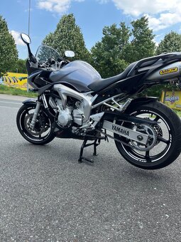 Yamaha FZ6 Fazer - 6