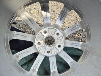 Zimní kola Volkswagen Golf 7 R17 Dijon et48 - 6