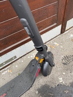 Segway Ninebot E25E, jako nová - 6