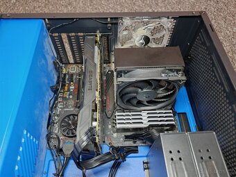 vybavená PC sestava - 6