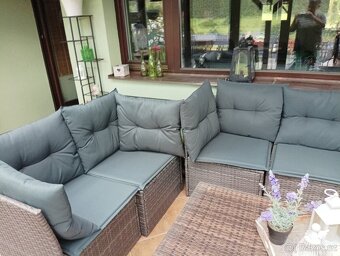 ratanová sestava s poduškami - 6