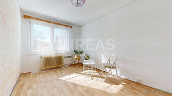 Mcely, prodej bytu 3+1 v OV, 75 m2 + 2 balkóny 10 m2, okr. N - 6
