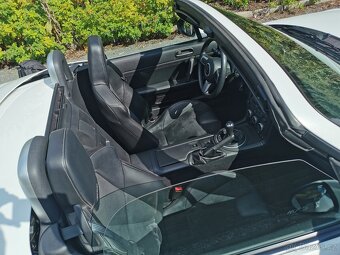 Mazda MX-5 NC 2011 - 6