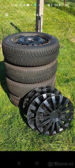 Prodám 4x 15" zimní pneu s disky + poklice (185/65R15) - 6