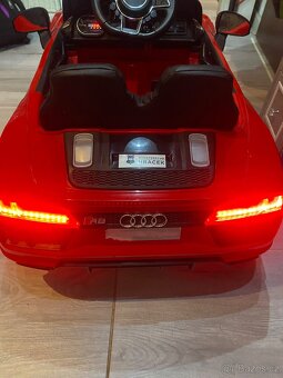 Elektrické autíčko Audi - 6
