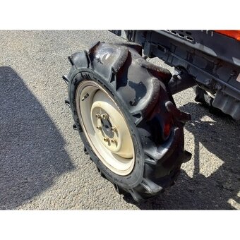 Malotraktor Kubota - 6