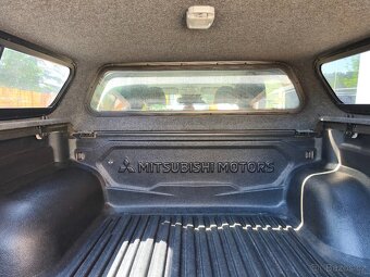 Mitsubishi L200 - 6