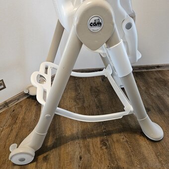 Jídelní židlička CAM - 6