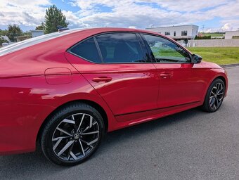 ŠKODA OCTAVIA 4 CNG 1.5TSi 96kW TOP „SPORTLINE“ - 6