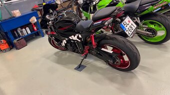 SUZUKI GSX-R 750 K9 - 6