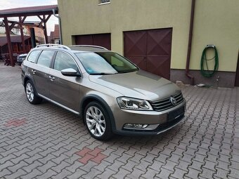 VW Passat B7 Alltrack 2.0 Tdi 125 kW DSG 4x4 combi - 6