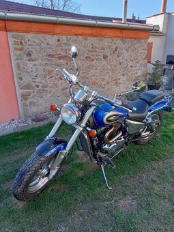 SUZUKI VZ800 MARAUDER - 6