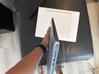 Apple Macbook Air M4 15,3", 16/256GB sky blue, záruka 3/27 - 6