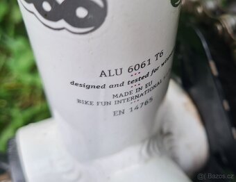 Dívčí kolo Rock Machine 12" - 6