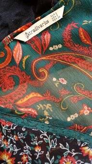 Dívčí oblečení vel. S - 6