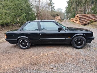 Bmw e30 316i coupe - 6