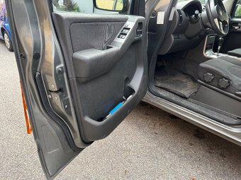 Nissan Pathfinder - 6