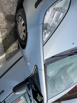 Mitsubishi Colt 1.1 - 6