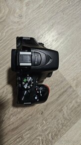 Nikon D5500 + příslušenství - 6